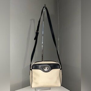 Vintage Burberry Off-White & Navy Blue Leather Crossbody w Nova Check Interior